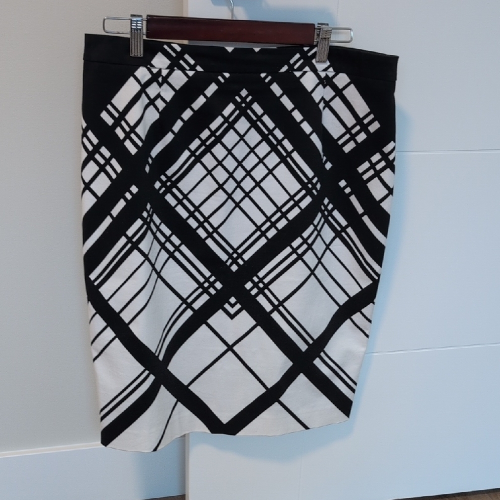 Cleo Black and White Geometric Pencil Skirt
